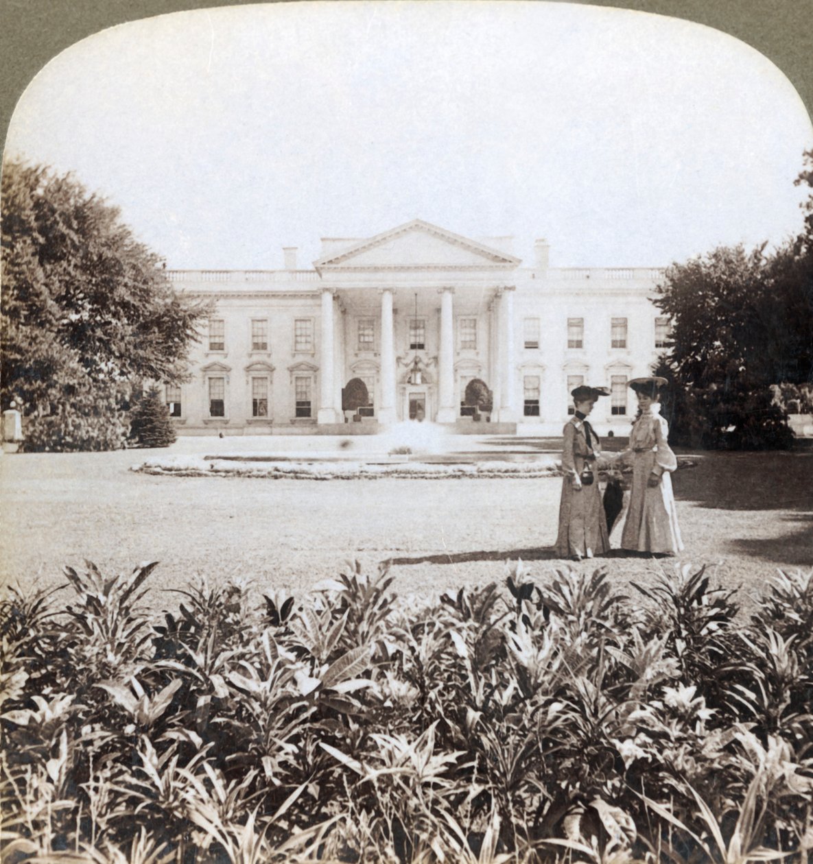 Det hvite hus, den historiske residensen til nasjonssjefen - nordfronten-Washington, D.C., 1908 av Underwood and Underwood