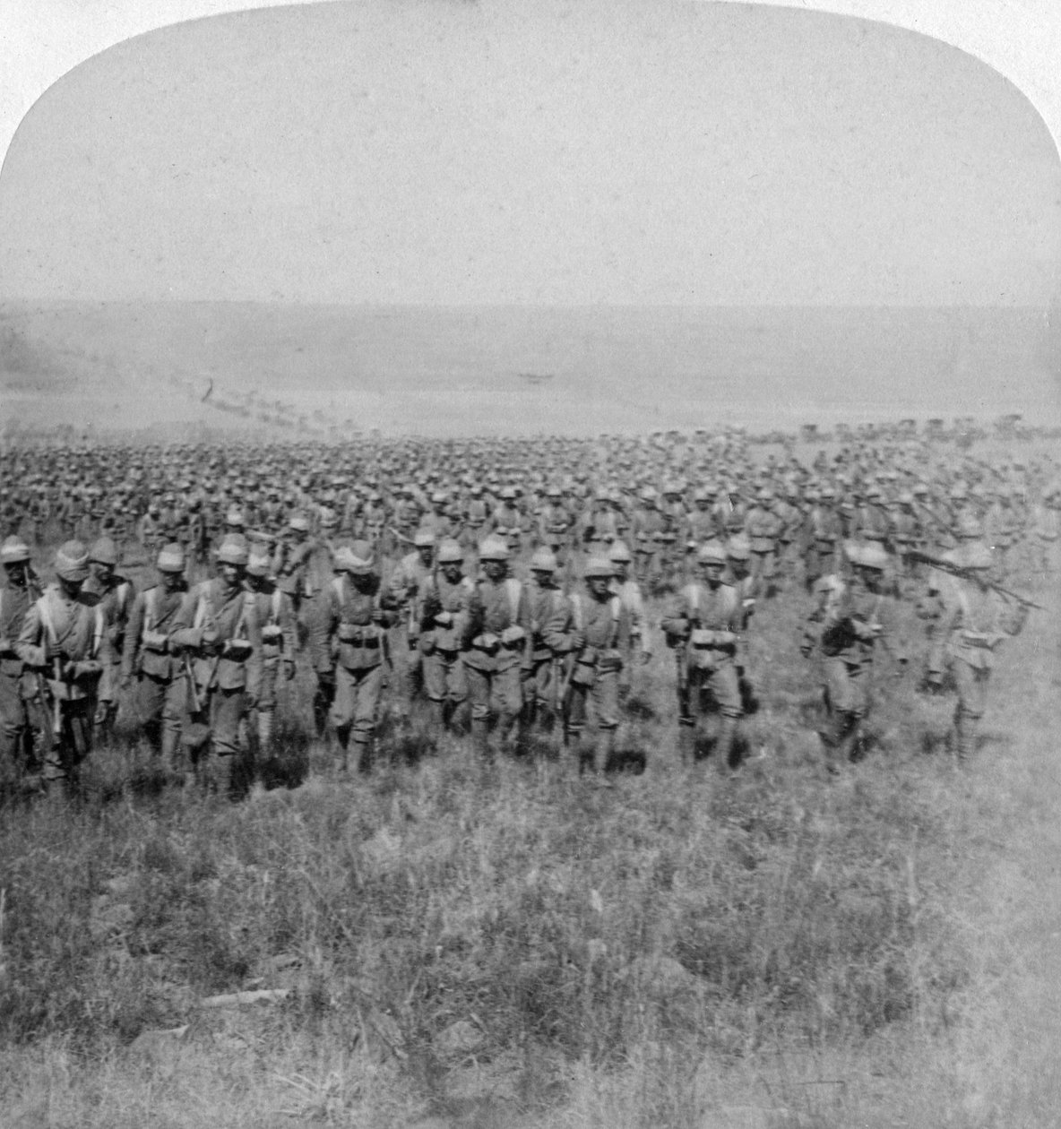Den galante gardebrigaden marsjerte mot Brandfort, Boer War, Sør-Afrika, 1901 av Underwood and Underwood