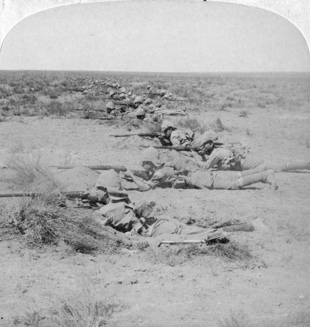 Wiltshire-gutter stjeler fienden ved Orange River, Sør-Afrika, 2nd Boer War, 1900. av Underwood and Underwood