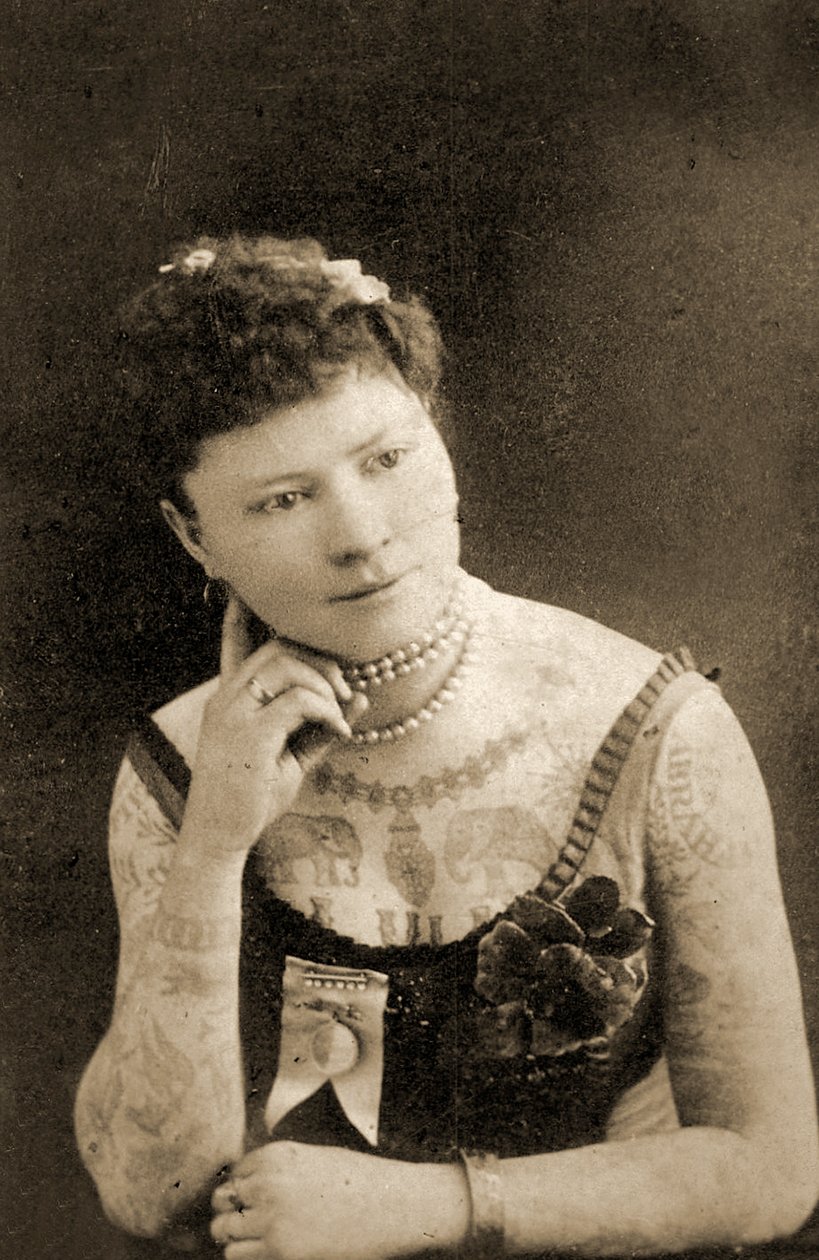 Portrett av en tatovert kvinne, ca. 1905 av Unknown