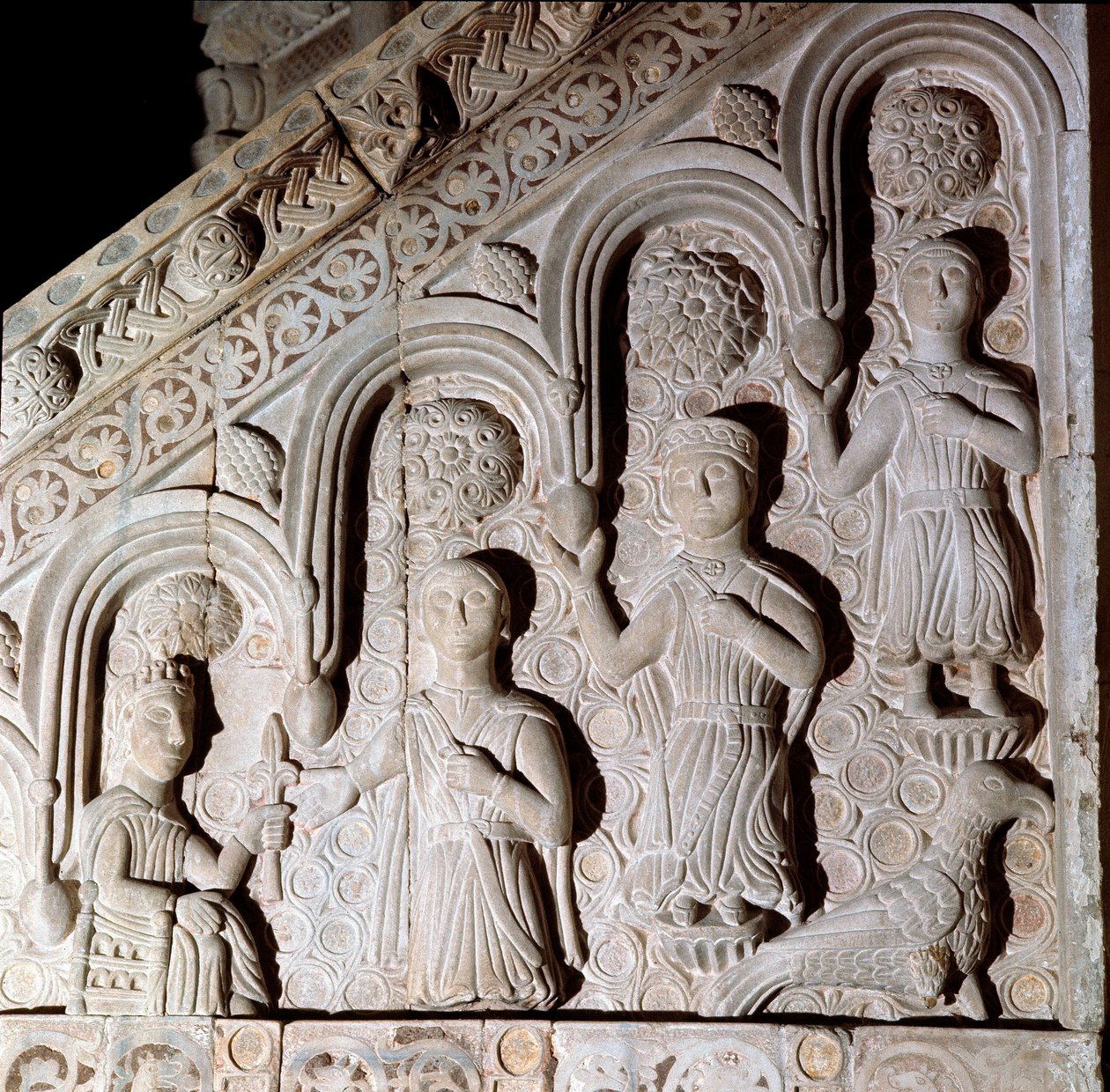 Keiser Frederic II av Hohenstaufen (1194-1250) representerte med sin familie Bas-relieff en ambon fra 1200-tallet. Bitonto, katedralen av Unknown artist