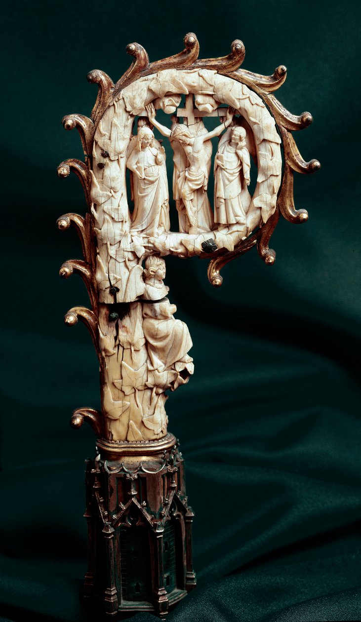 Eveque-lager i kobber, gullmetall og elfenben som representerer korsfestelsen. 1300 rundt Paris, nasjonalmuseet for middelalderen, termalbadene i Cluny av Unknown artist
