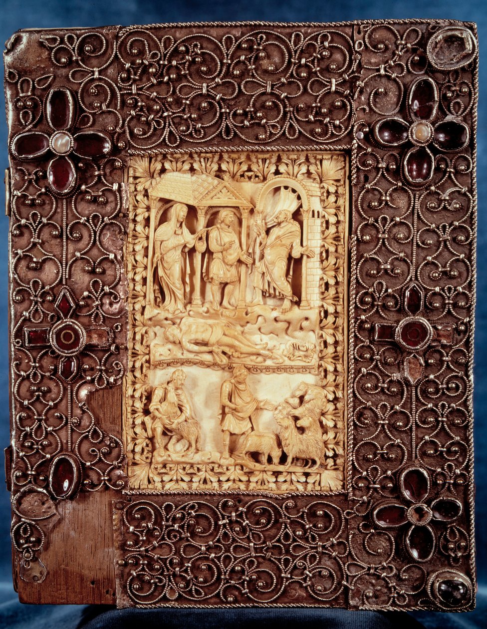 Nedre tallerken i Salteren av Karl den skallede (Karl II) (823-877): elfenbensminiatyr som skildrer Natan, kom for å drepe barnet, ne av det utroskapelige forholdet til Israels konge David og Betsabee. 850-875. Paris, B.N. av Unknown artist