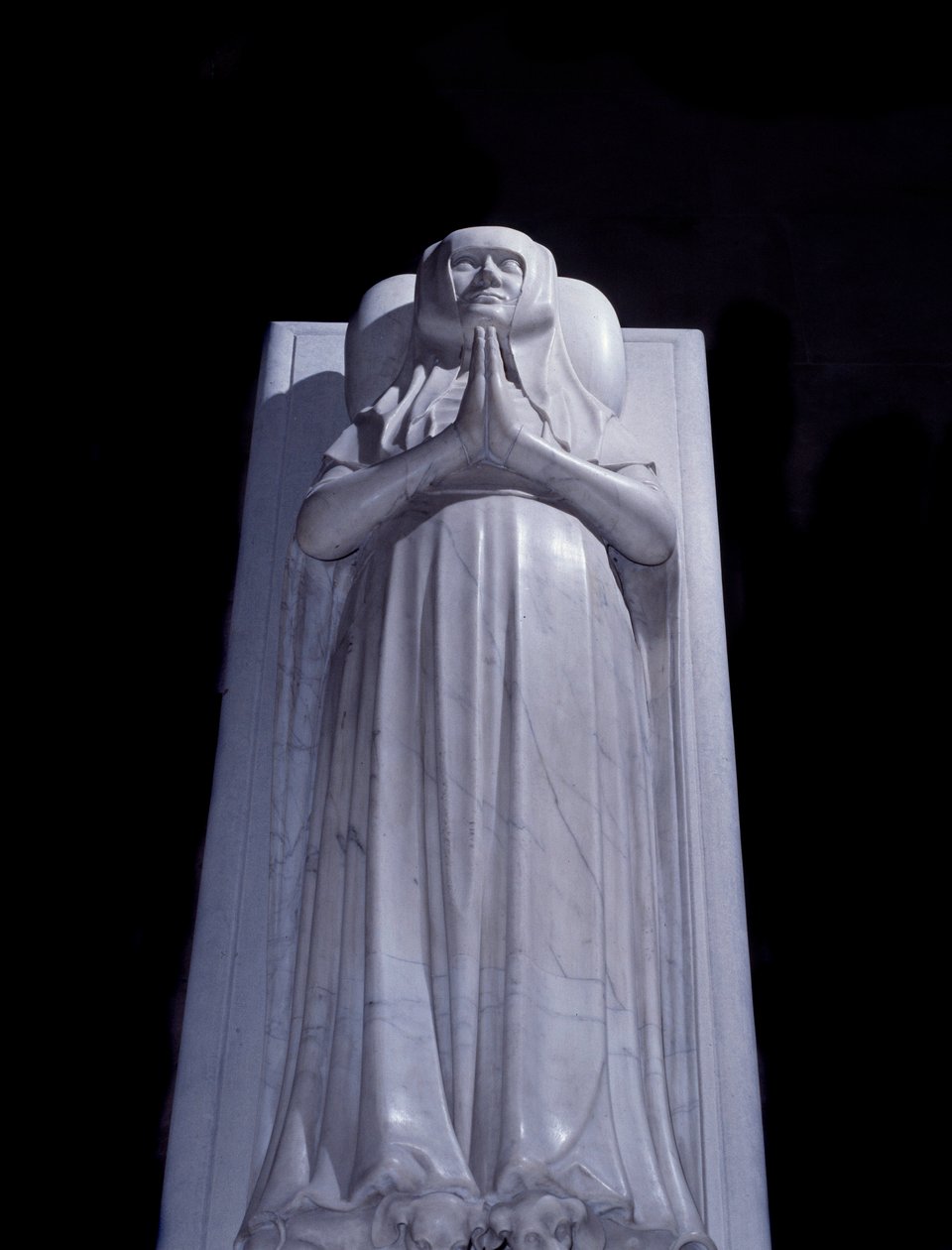 Løgn av nonnen Blanche de France (1313-1358). Skulptur av graven laget i 1393. Basilica of Saint Denis. Saint Denis av Unknown artist