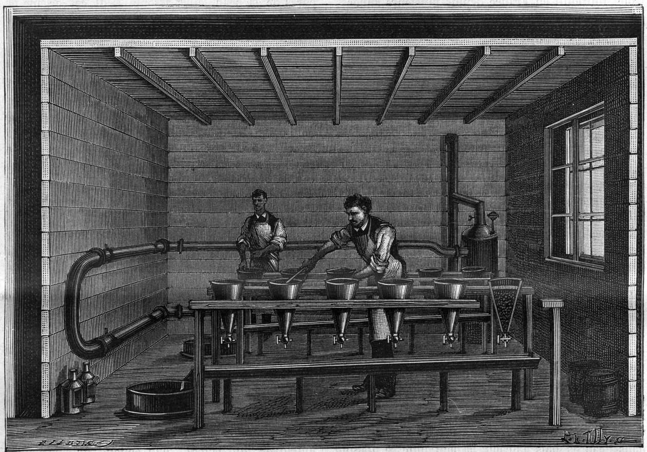 Manufacture of Vaseline. Arrangement of a filtration unit on the black animal. Engraving from 1885. av Unknown artist