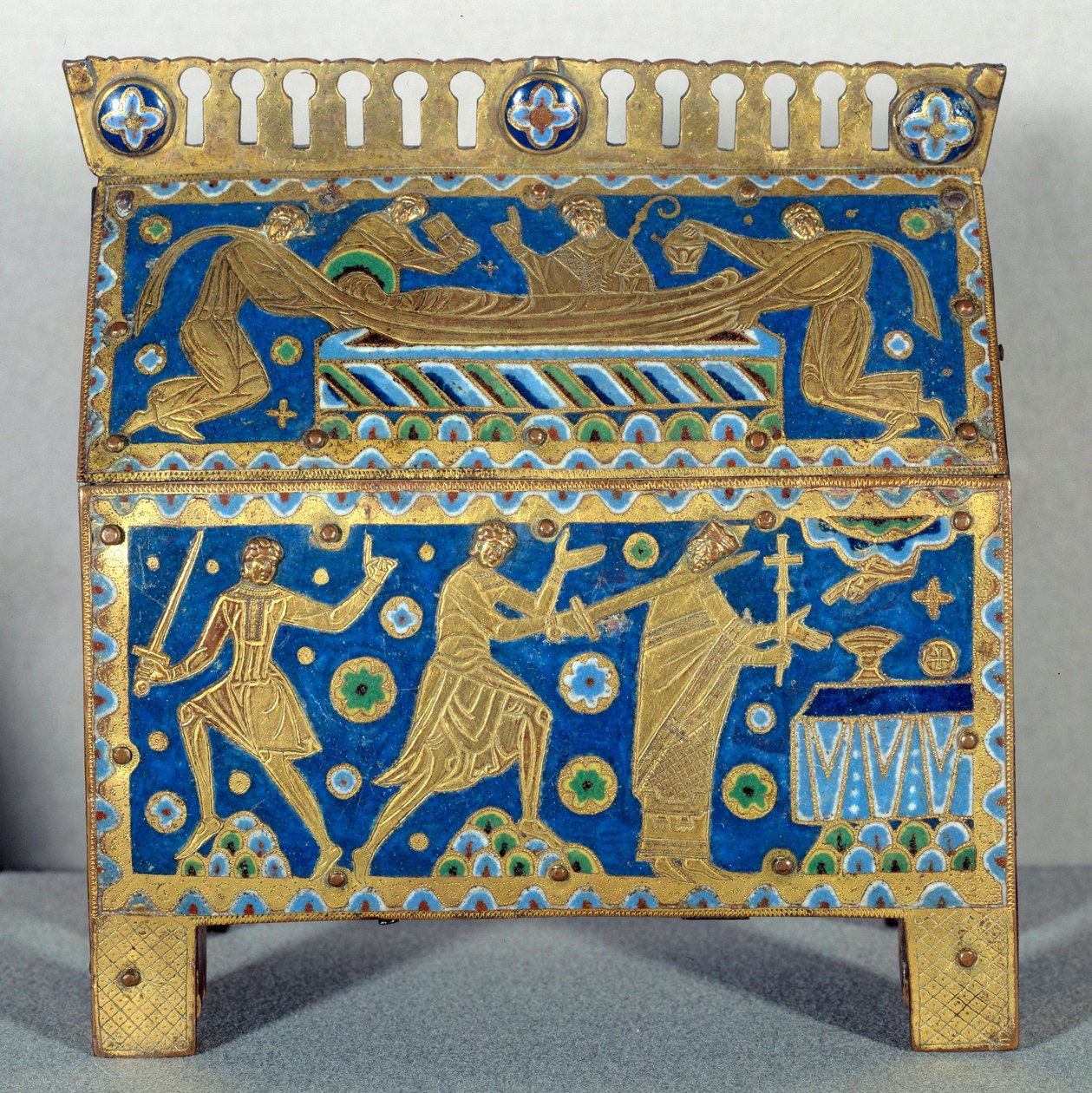 Kunstgjenstand: Emaljejakt, gull og kobber av Saint Thomas Becket (1118-1170), erkebiskop av Canterbury. Det er dekorert for representasjoner av attentatet på Archeveque den 29/12/1170 i Cathedrale of Cantorbery og dens begravelse. 1220 ca. av Unknown artist