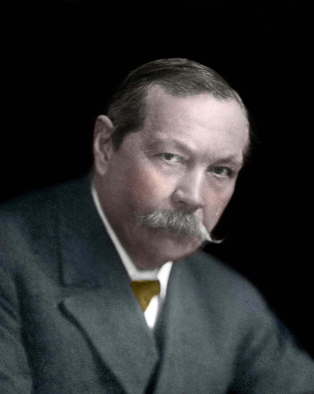 Portrett av Sir Arthur Conan Doyle (1859-1930), engelsk forfatter. av Unknown artist