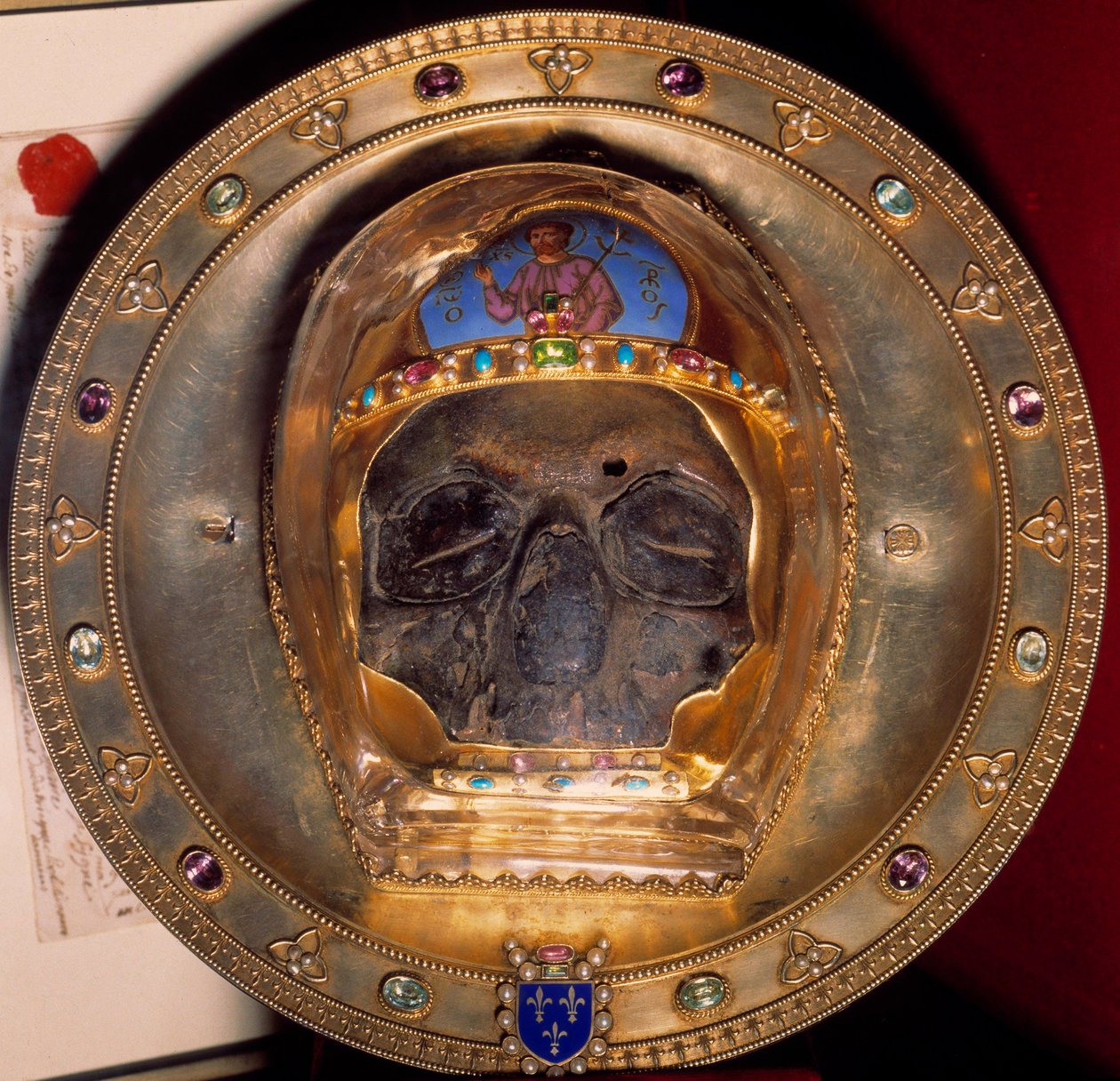 Relikvie: skallen til døperen Johannes brakt tilbake i 1206 fra det fjerde korstoget til Konstantinopel, skattmester for sakristiet til katedralen i Amiens. av Unknown artist