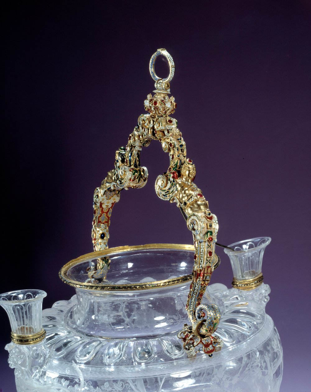 Vasehåndtak av bergkrystall som representerer Noe drukkenskap. 1550 rundt Paris. Museet Louvre av Unknown artist