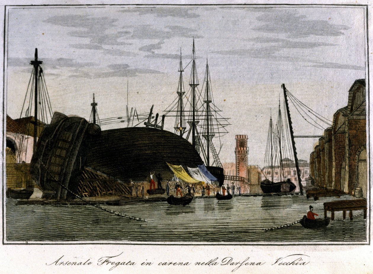 Skipet ble skutt ned i skroget. Venetiansk fregatt hvis skrog blir reparert i arsenalet. Gravering av 1800-tallet. av Unknown artist