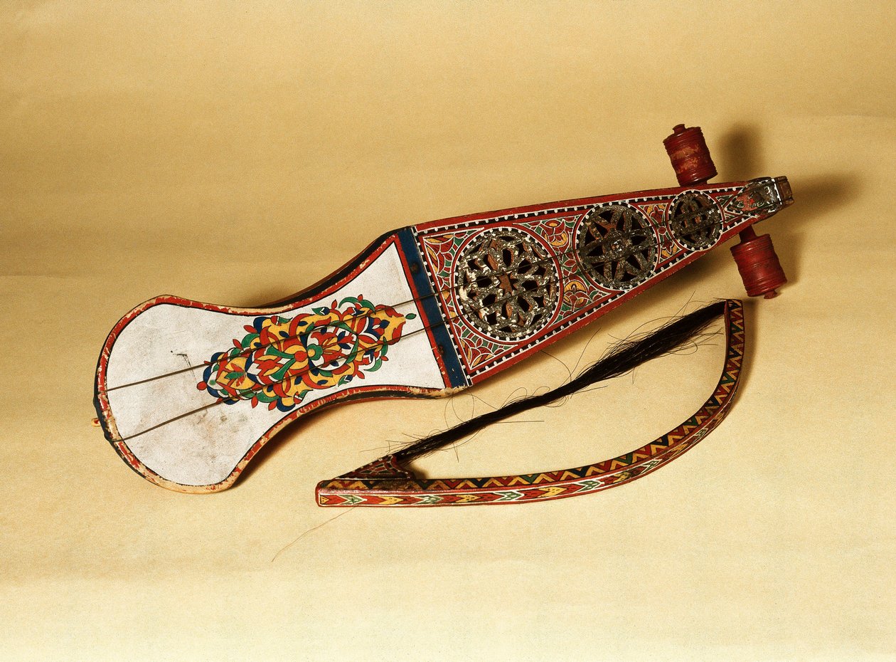 Strengeinstrument; rabab (rubab, robab, rebab, rubob, rawap). Kommer fra Nord-Afrika av Unknown artist