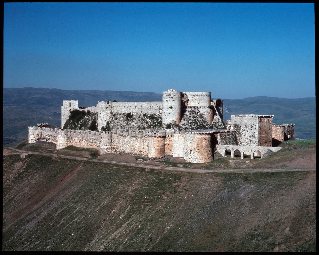 Utsikt over Krak of the Knights, Crusader castle, ca. 1100 (Fotografi) av Unknown artist