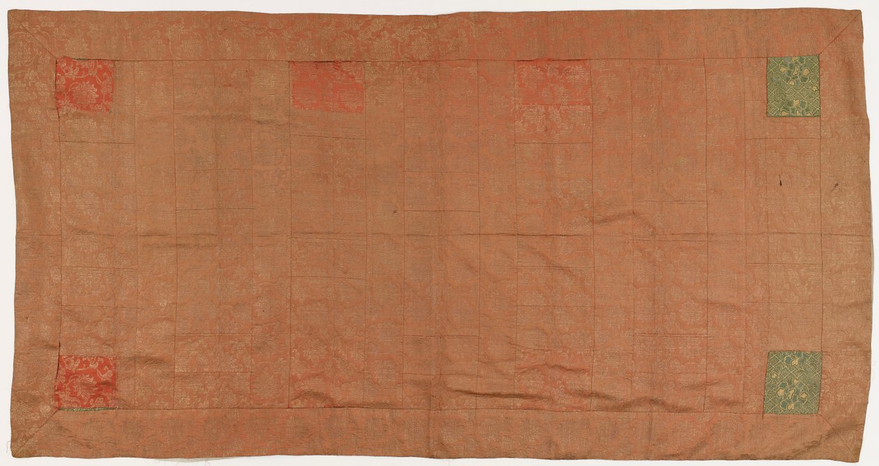 Brokade, silke. En buddhistisk munkekåpe, lappet: Kesa av Unknown artist
