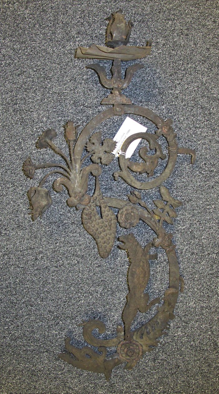 Stearinlysbrakett av Unknown artist