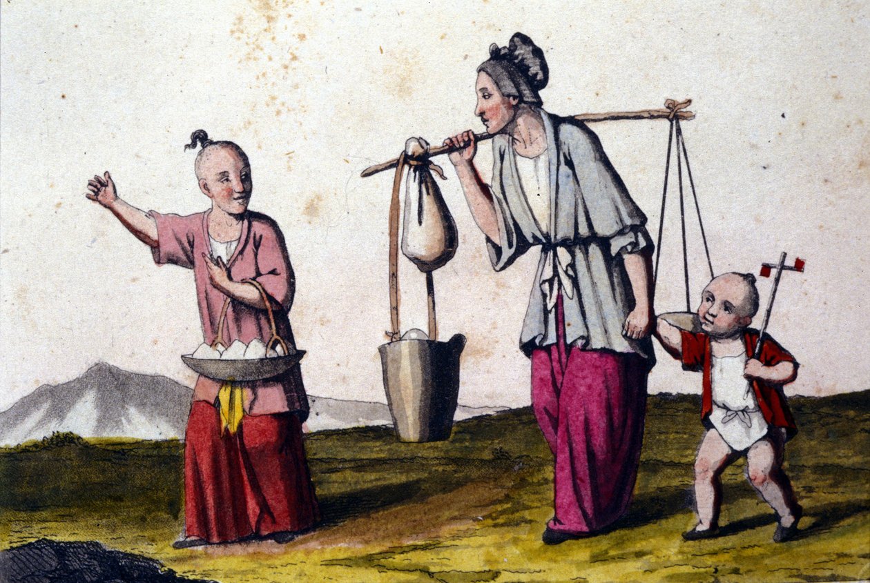 Kina. En kvinne som bærer vann i følge med 2 barn, den store bærer en kurv med ris. Trykk fra 1800-tallet. av Unknown artist