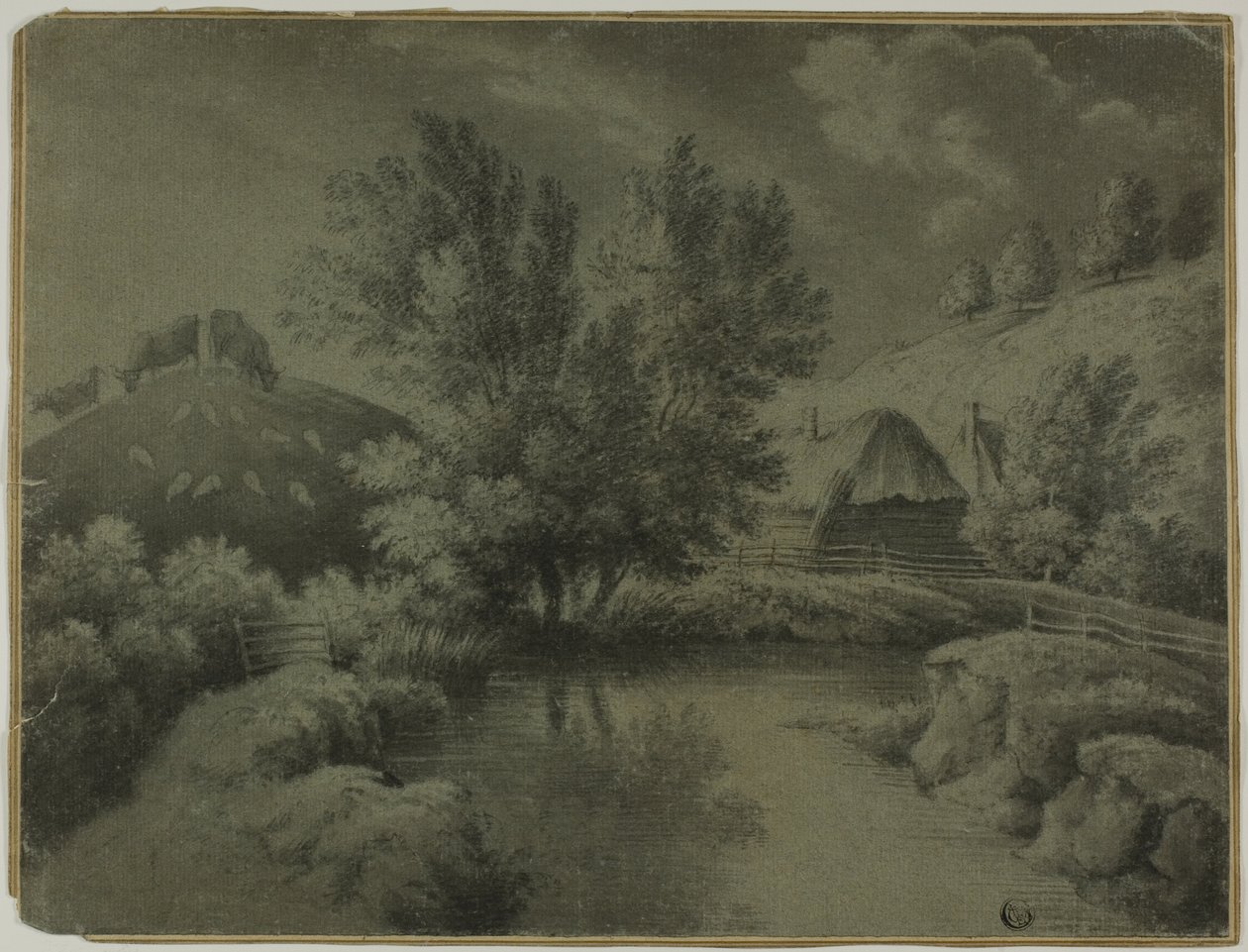 Gård med dam i forgrunnen, kyr beiter på bakken av Unknown artist