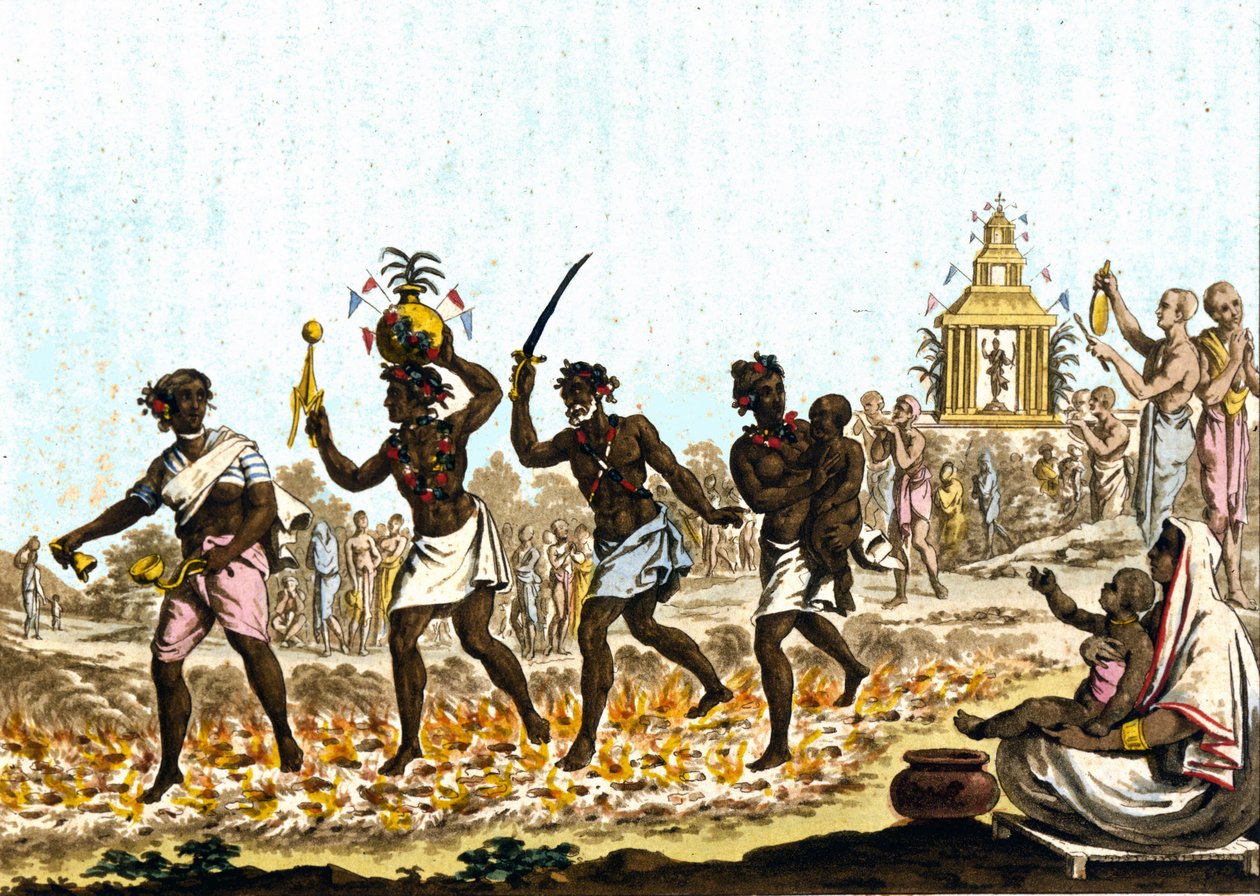 India. Fakirer som går på glødende kull. 1800-talls gravering. av Unknown artist