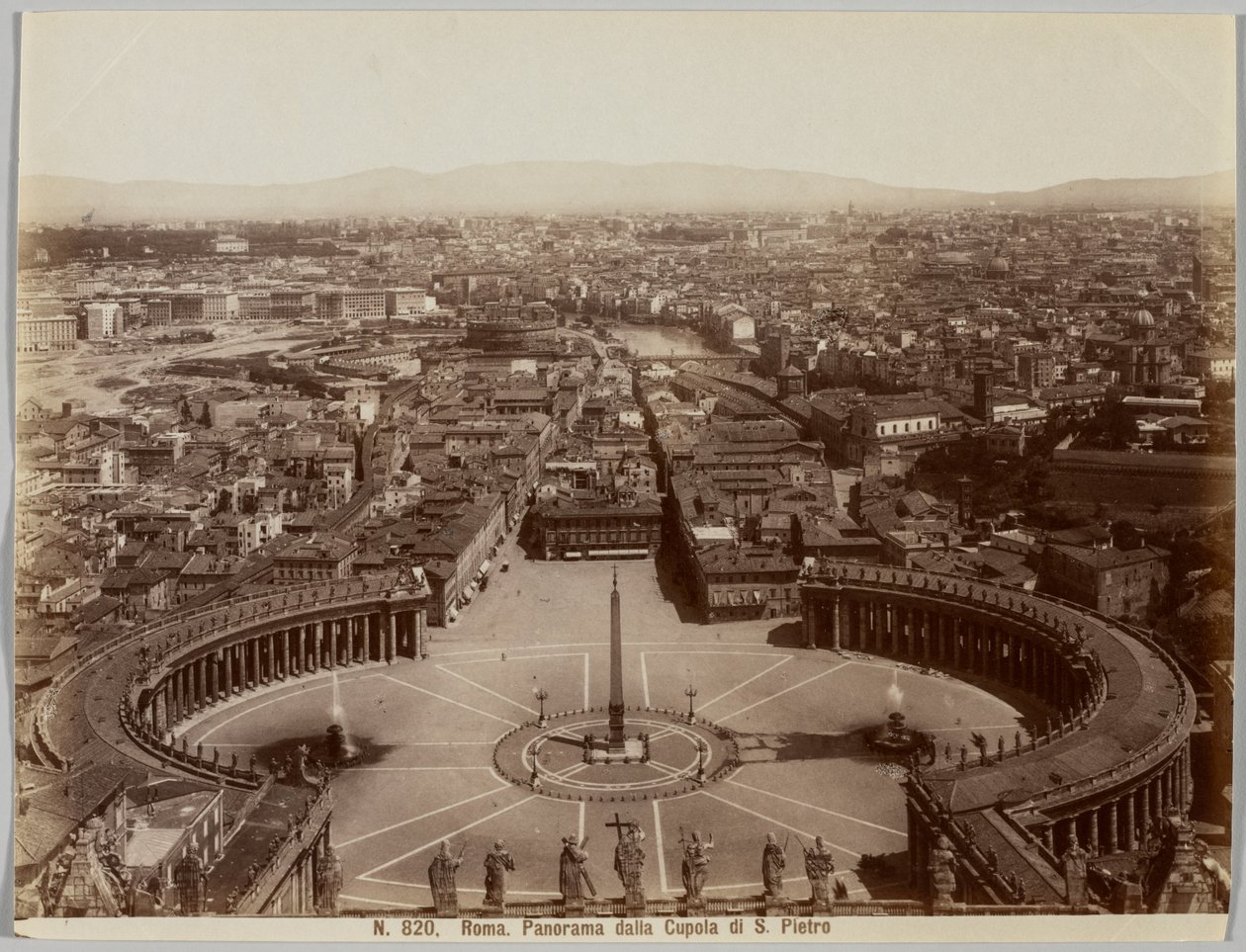 Panorama fra Dome of St. Peter, Roma av Unknown artist