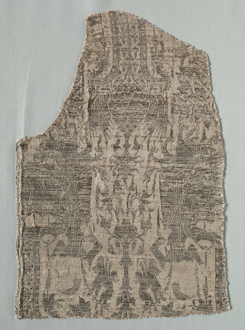 Silkefragment av Unknown artist