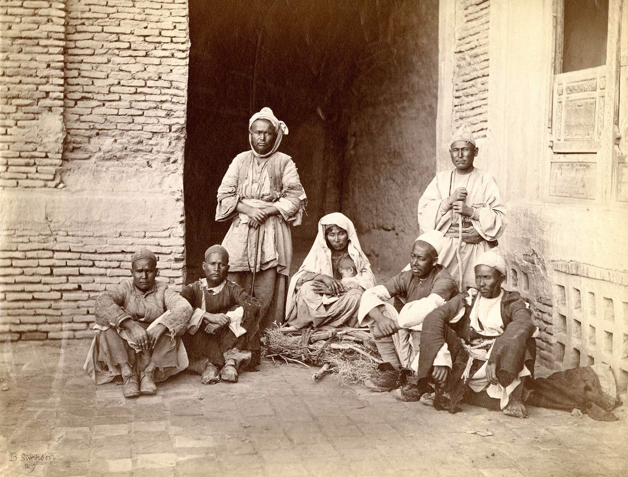 En familie i Afghanistan, sent på 1800-tallet av Unknown photographer