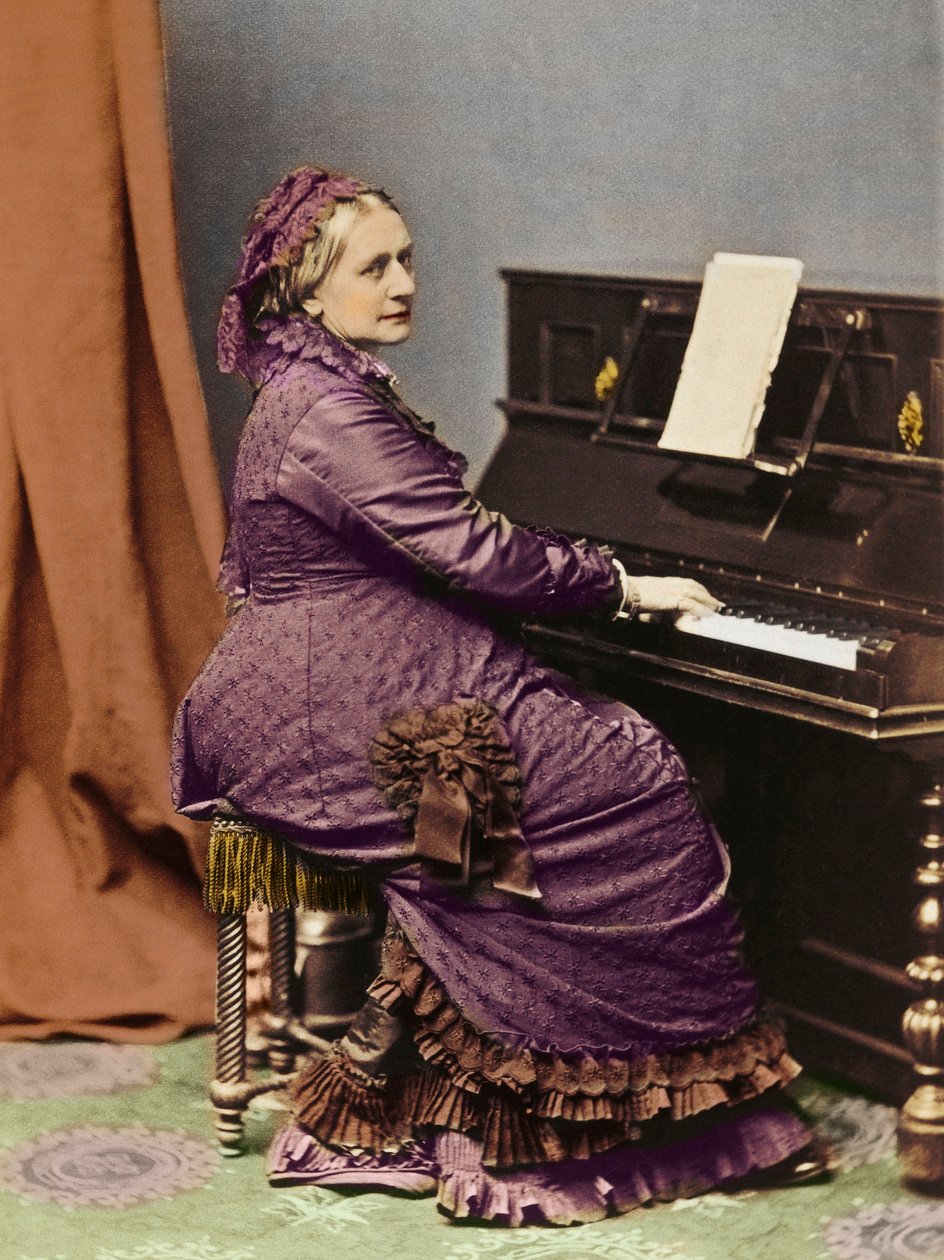 Clara Schumann (1819 -1896), tysk pianist og komponist, ved pianoet - Portrett av Clara Schumann (1819-1896), tysk pianist og komponist, kone til Robert Schumann. av Unknown photographer