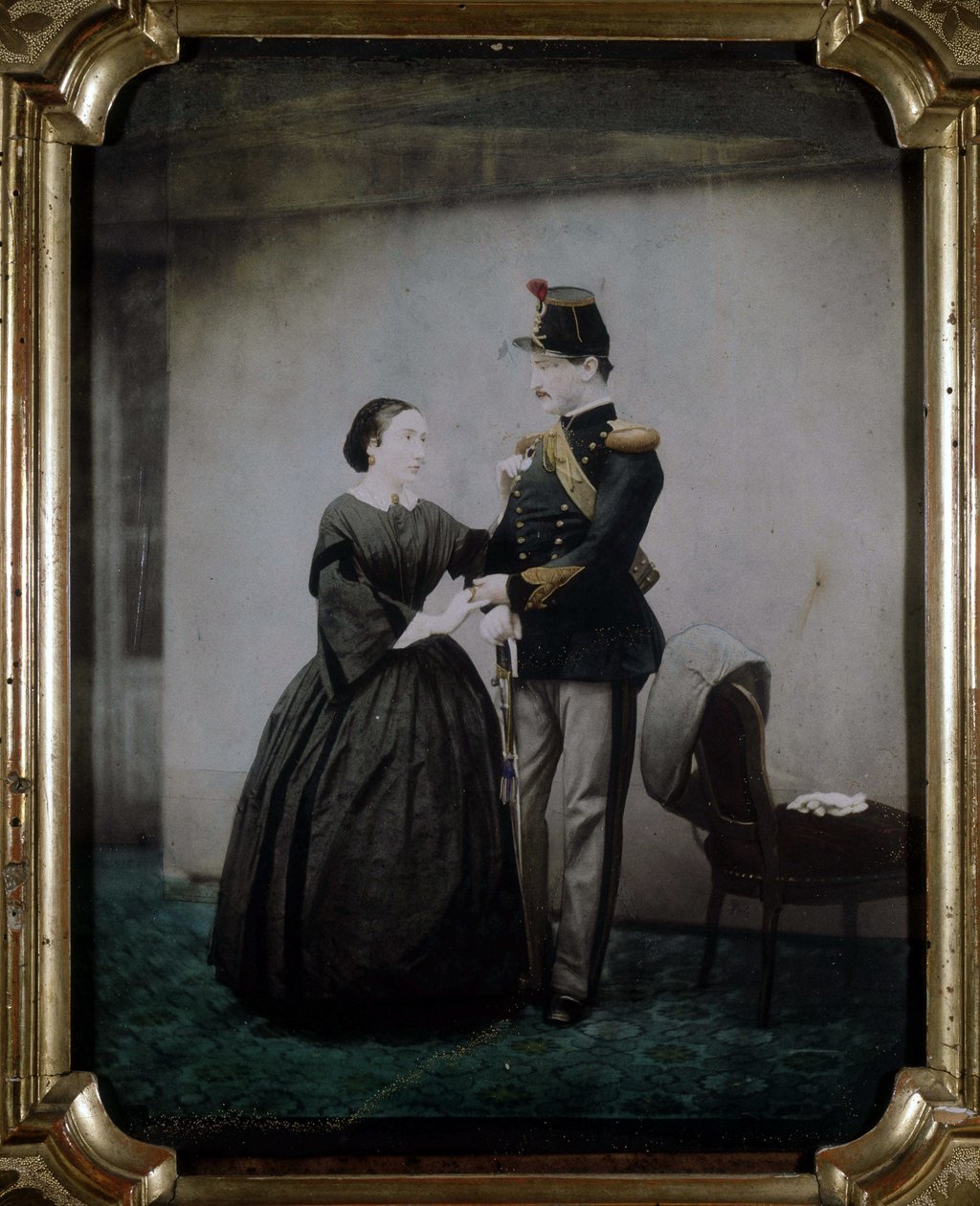 Farget fotografi av en offiser og hans kone fra 1850. av Unknown photographer