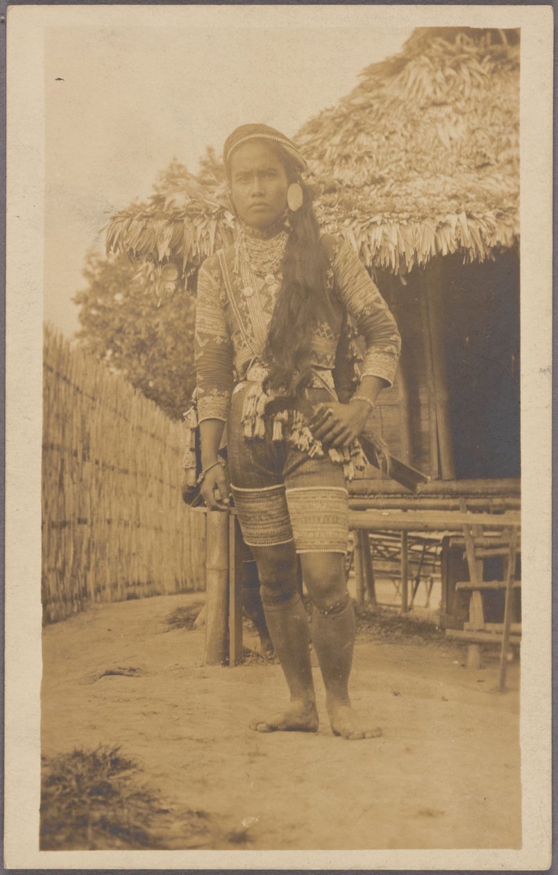Datto Bulon, sjef for Bagobo, kledd i krigerantrekk, Philippine Reservation, Louisiana Purchase Exposition av Unknown photographer