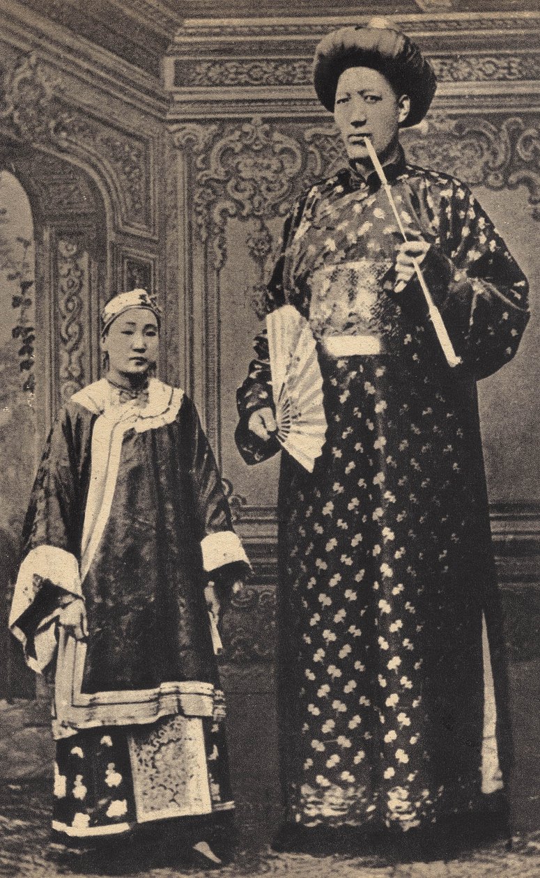 Les Monsters, giganten i Kina. Fotografi, sent på 1800-tallet, Paris. Privat samling. av Unknown photographer