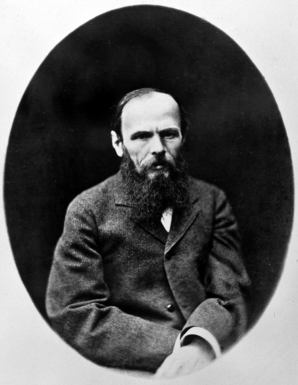 Portrett av Dostojevskij i medaljong. av Unknown photographer