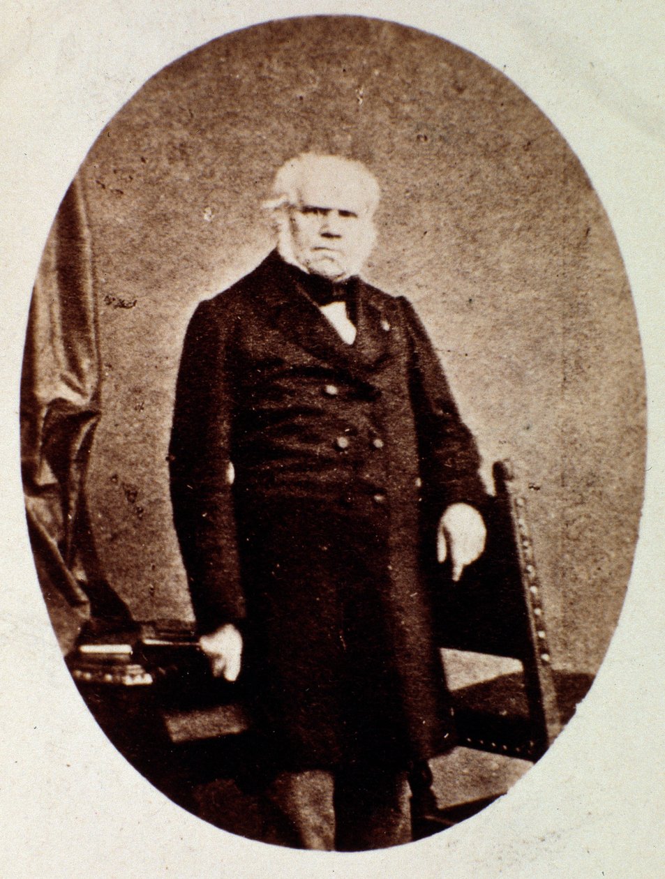 Portrett av Francois Joseph (Francois-Joseph) Fetis (1794-1871) belgisk musikolog, komponist, kritiker og lærer Fotografi. 1800-tallet. Bologna, civico museo musico av Unknown photographer