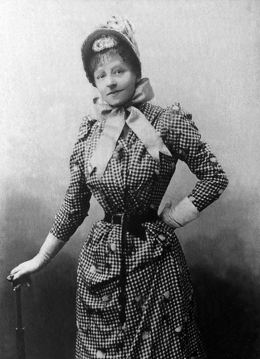 Portrett av Gyp (Sibylle Gabrielle Marie Antoinette Riquetti de Mirabeau, grevinne av Martel de Janville) (1849-1932), en fransk romanforfatter, hun skrev mer enn 120 bøker, inkludert "Ce que femme passe" i 1883. Hun er Mirabeaus lille niese . Fotograferin av Unknown photographer