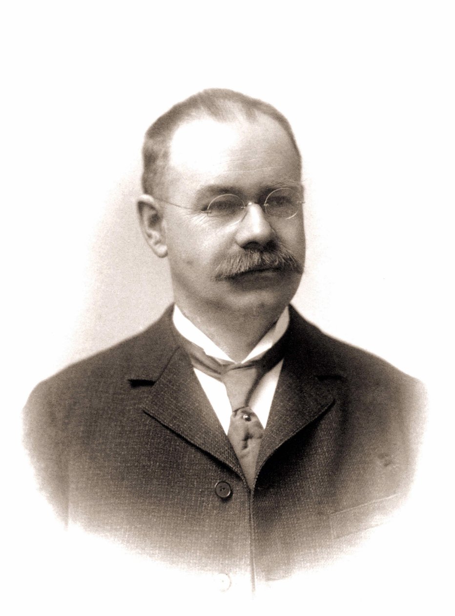 Portrett av Hermann Hollerith (1860-1929), amerikansk statistiker. av Unknown photographer