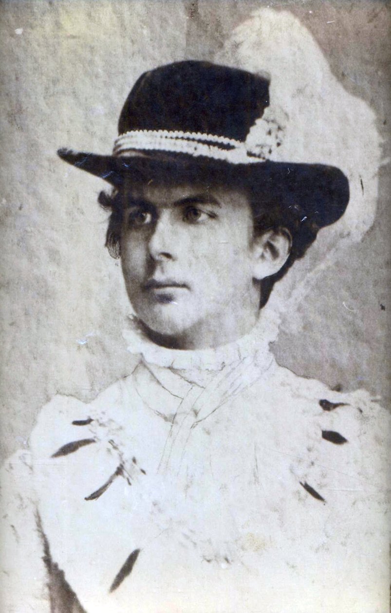 Portrett av Ludwig II av Bayern (1845-1886) med hatt, Anonym . fotograf. Bayersk administrasjon av statlige palasser, hager og innsjøer av Unknown photographer