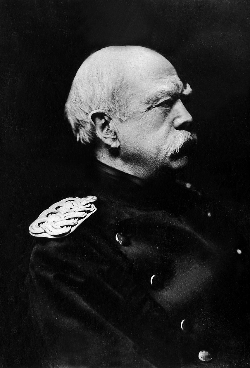 Portrett av Otto Eduard Leopold von Bismarck (1815-1890), kansler i Preussen og det tyske riket. av Unknown photographer
