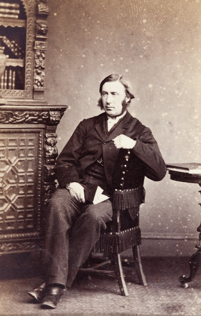 Portrett av pastor Sir John Pentland Mahaffy av Unknown photographer