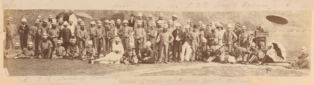 The East Indian Railway Rifle frivillige på treningsleiren deres av Unknown photographer