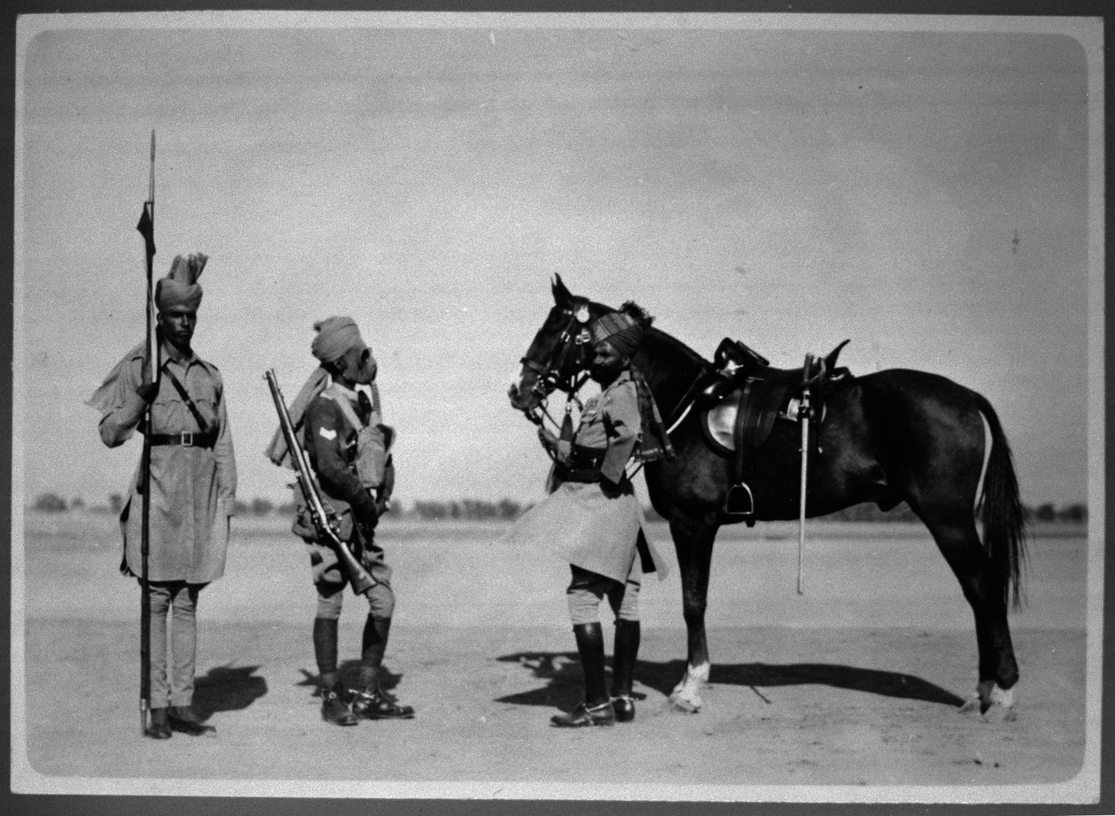 Tre demonterte sowars fra 2nd Madras Light Cavalry, 1880 ca av Unknown