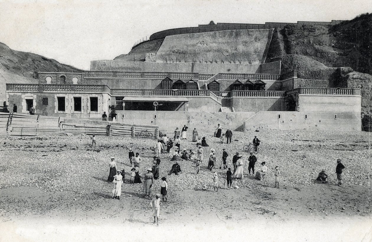 Utsikt over stranden i Mesnil Val (Mesnil-Val) med kasino og terrasser, Postkort Manche Normandy fra begynnelsen av det 20. århundre av Unknown photographer