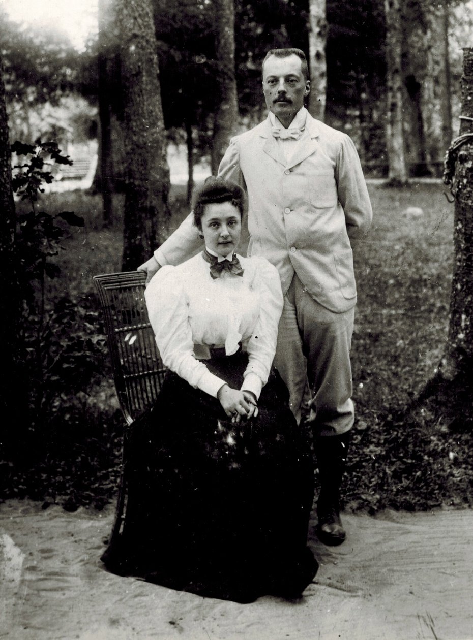 Vladimir Dmitrievich Nabokov (1870-1922) og Elena Ivanovna Rukavishnikova (1876-1939), Anonym. Fotograf, ca 1896, Museum of Regional Studies, Rozhdestveno av Unknown photographer
