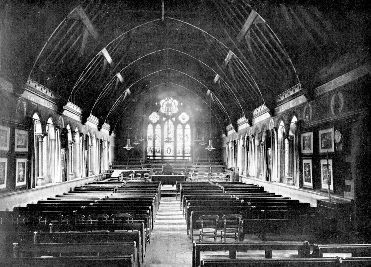 Skolestue, Uppingham, Rutland, 1924-1926. av Valentine and Sons Ltd