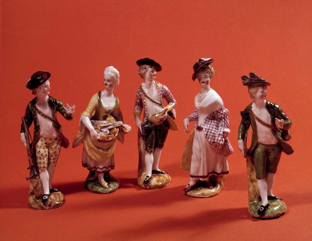 Små figurer som representerer karakterer (jeger, menagere, dame i det høye samfunnet...) Porselensstatuetter fra den venetianske skolen fra 1700-tallet. Paris, dekorativ kunst av Venetian School