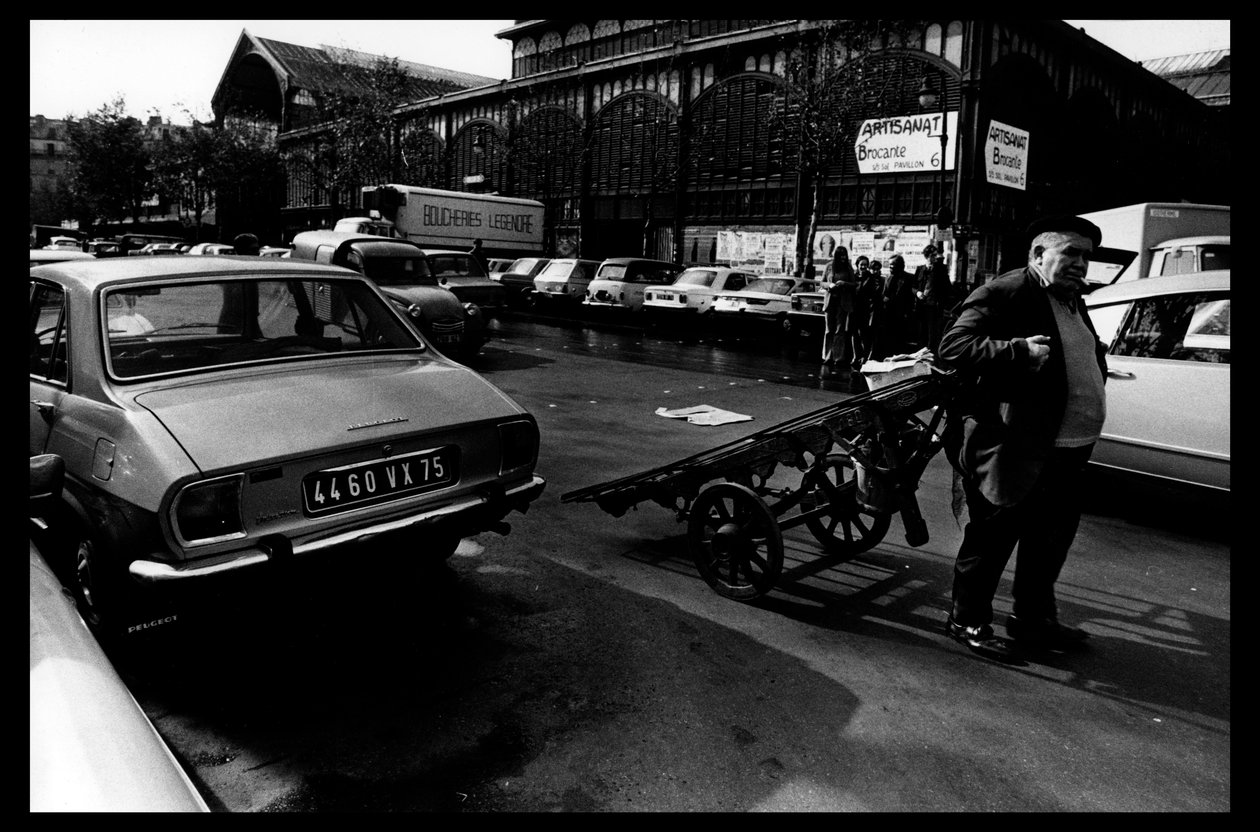 Les halles de Paris like før rivingen av august 1971 (s/hvitt-bilde) av Victor Baltard