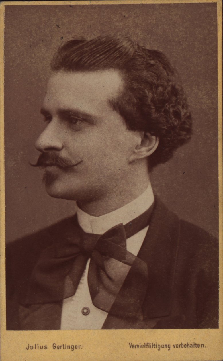 Portrett av komponisten Eduard Strauss 1835-1916, 1874. av Vienna . Photo studio Julius Gertinger