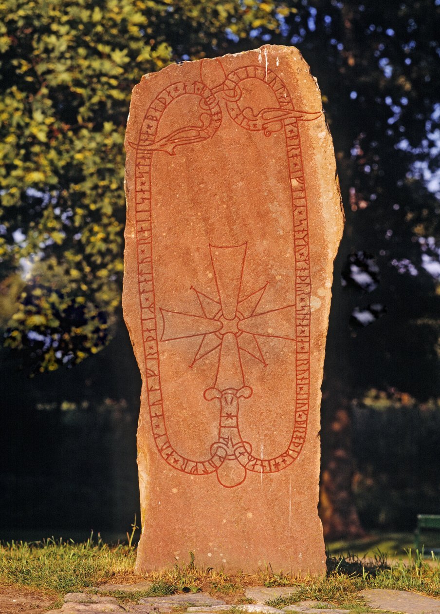 Runestein, Mariefred av Viking