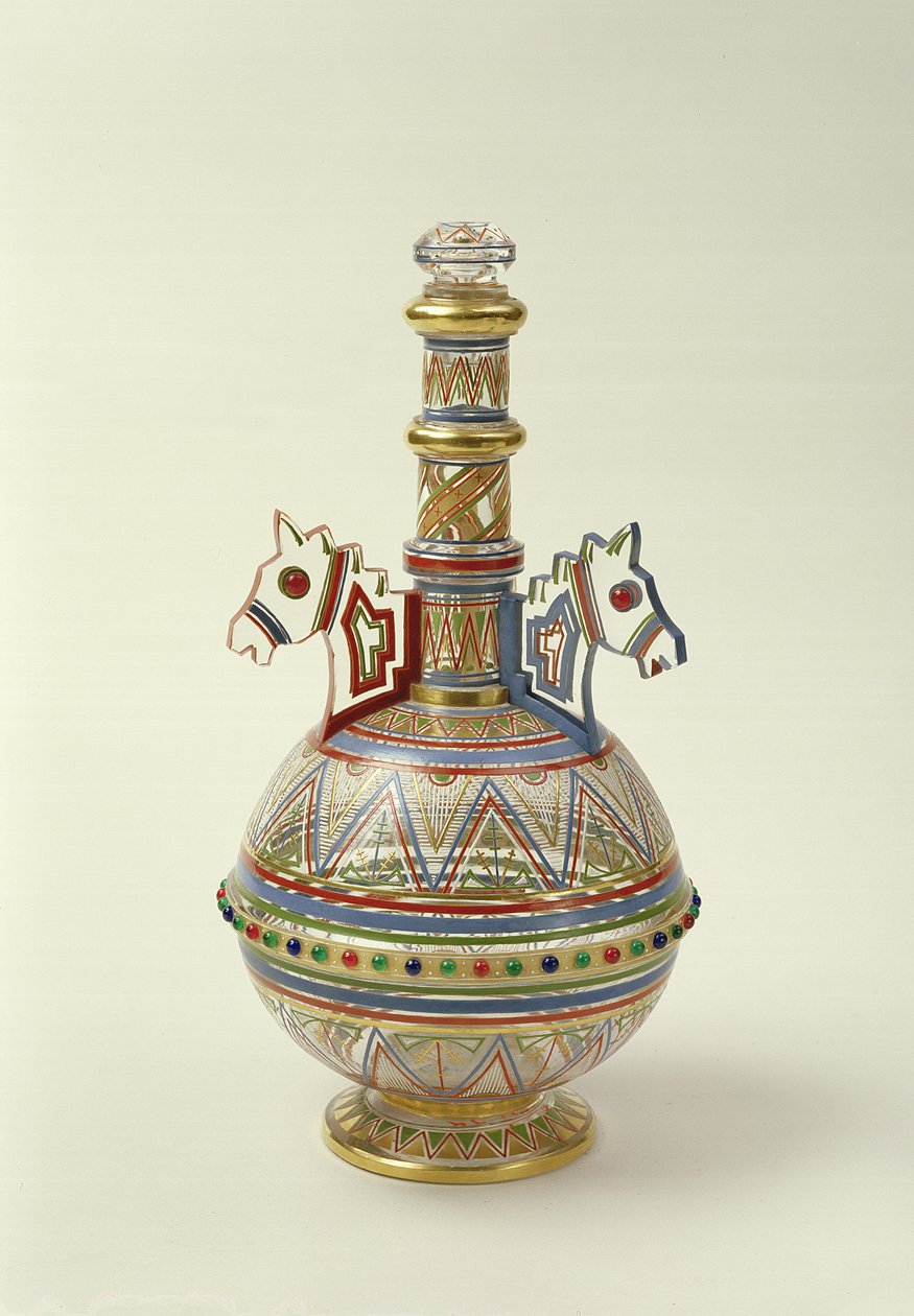 Karaffel fra Imperial Glass Manufactory, ca. 1870-73 (glass, forgylling og emalje) av Viktor Aleksandrovich Gartman