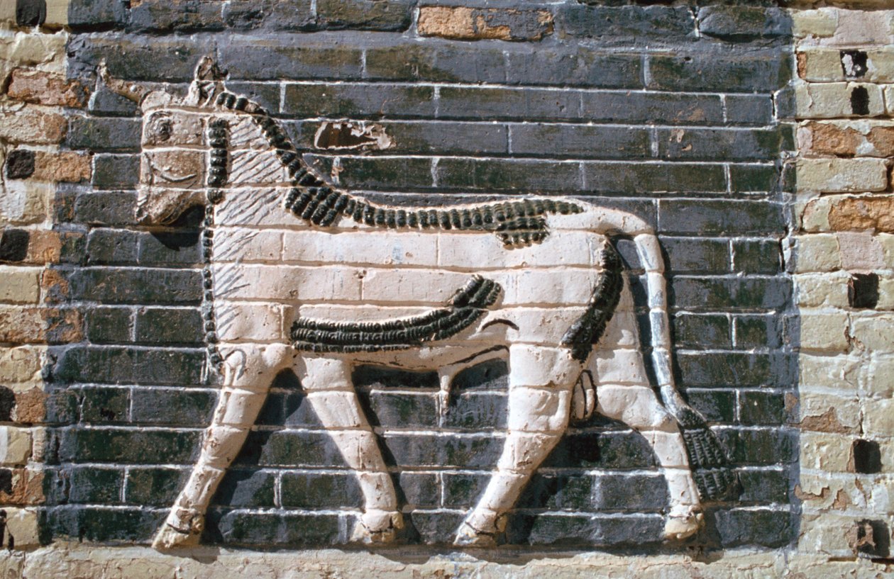 Bull, glazed bricks, Ishtar Gate, Babylon, Iraq.   1202823   no       norwegian Successfully Translated  Original: Young Man without a Beard, seen in 3/4 view, turned to right, looking down, from the series Les petites tetes, d Translat: Young Man without  av Vivienne Sharp