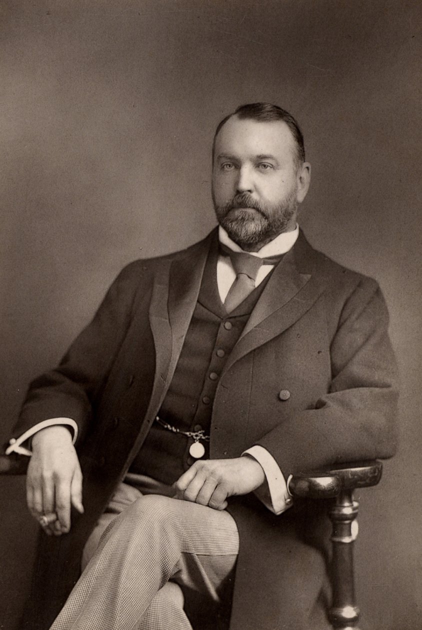 ""Sydney Grundy (1848-1914) engelsk dramatiker og advokatfullmektig. Forfatter av en rekke skuespill, hovedsakelig komedier og farser. (woodburytype) av W. and D. (after) Downey