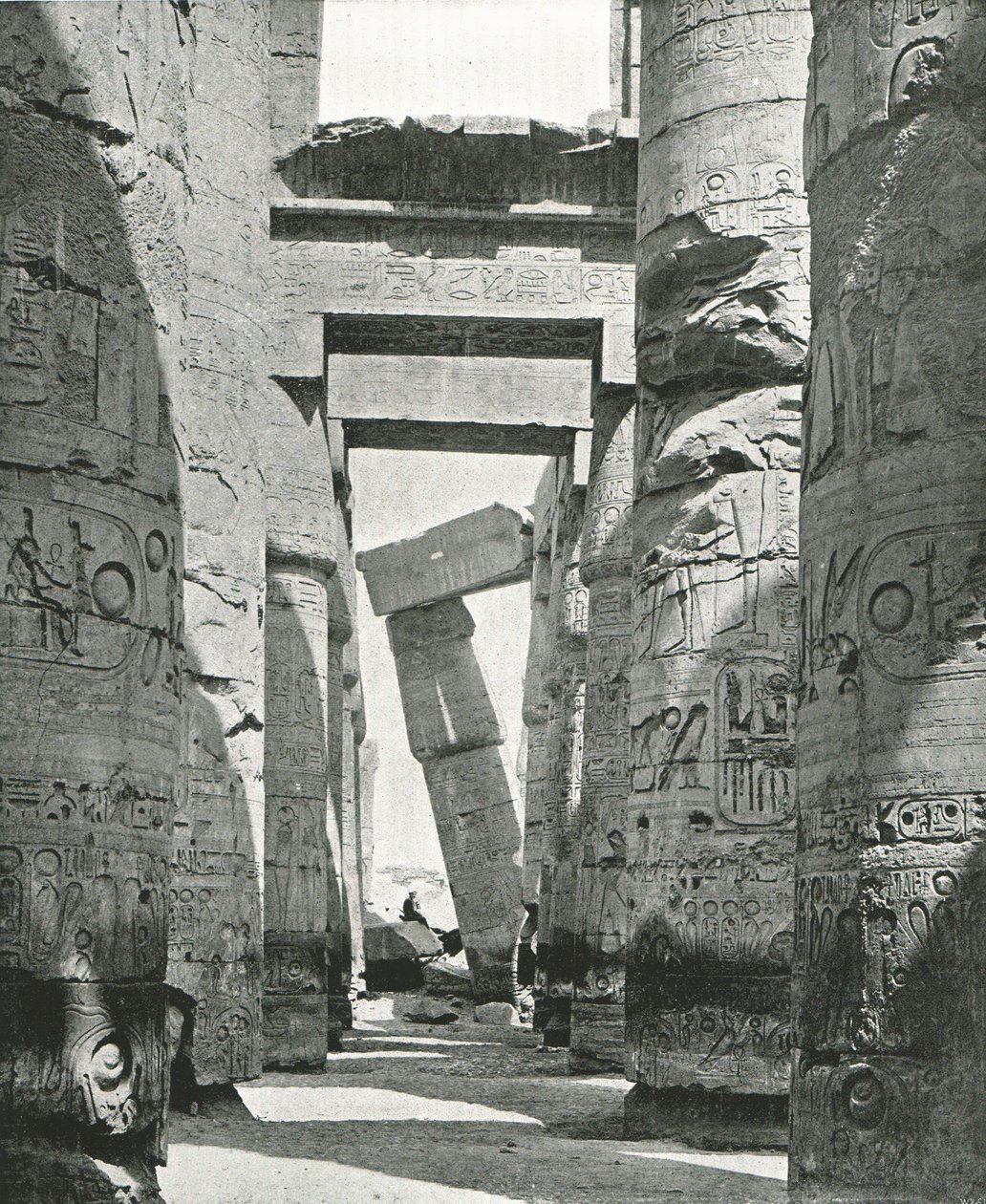 Kolonner i Hypostyle Hall, Karnak, Egypt, 1895. av W and S Ltd