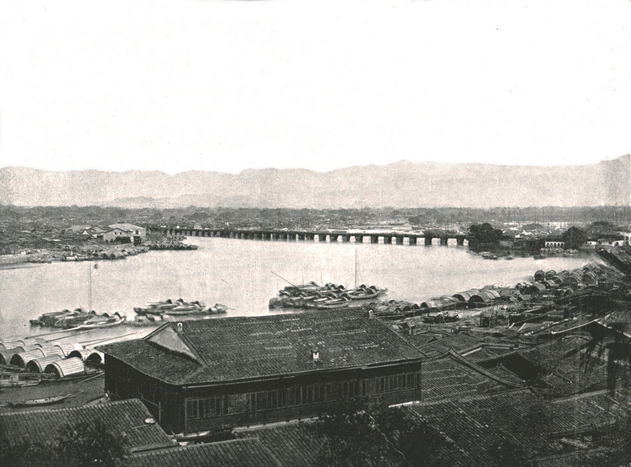The River Min and the Great Bridge, Foochow, Kina, 1895. av W and S Ltd