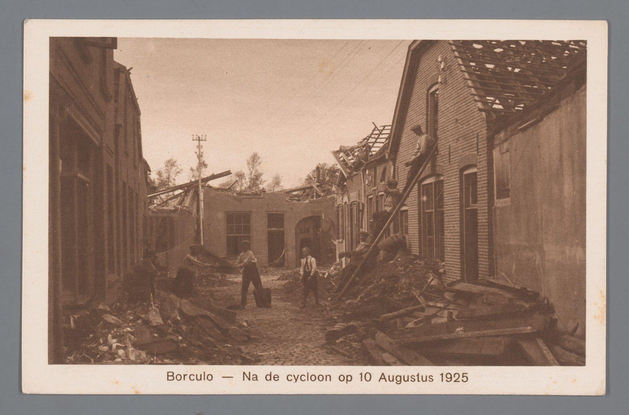 Borculo -- Etter syklonen 10. august 1925 av Weenenk and Snel